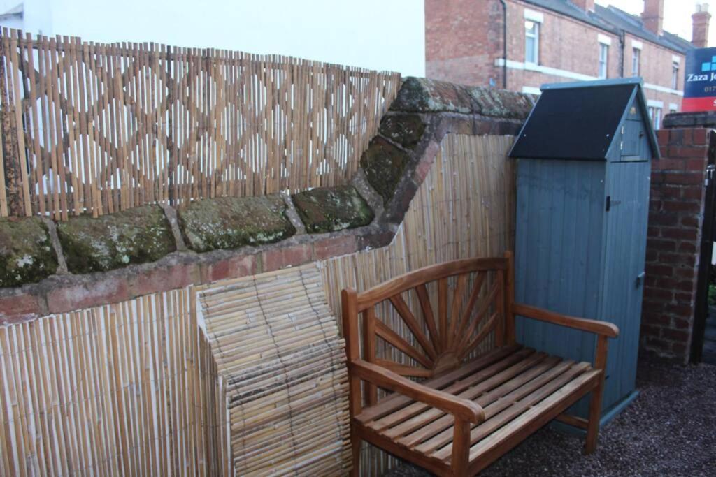 Luxury Townhouse In Town Centre, Views, River Walk, Free Parking Shrewsbury Kültér fotó