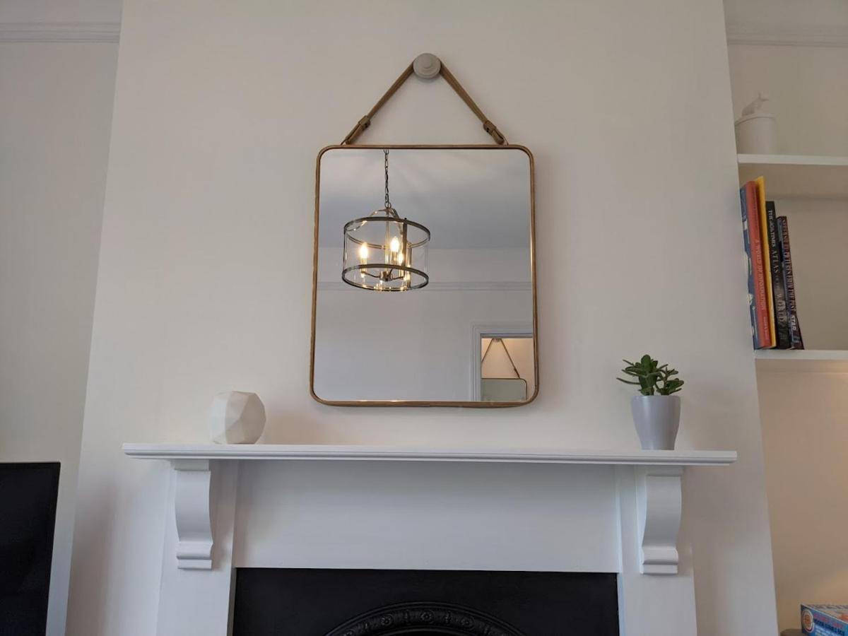 Luxury Townhouse In Town Centre, Views, River Walk, Free Parking Shrewsbury Kültér fotó